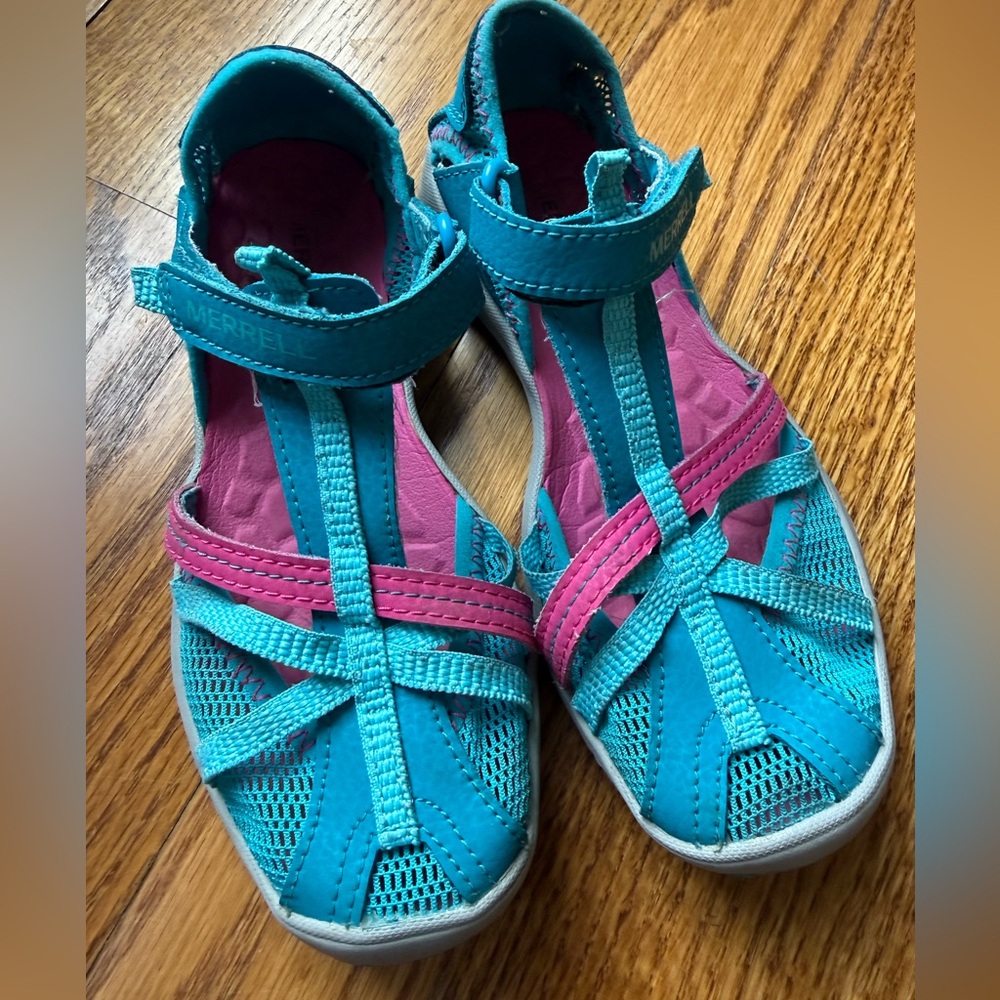 Merrell Kids Teal and Pink Active Sandals Water Shoes US 1 youth